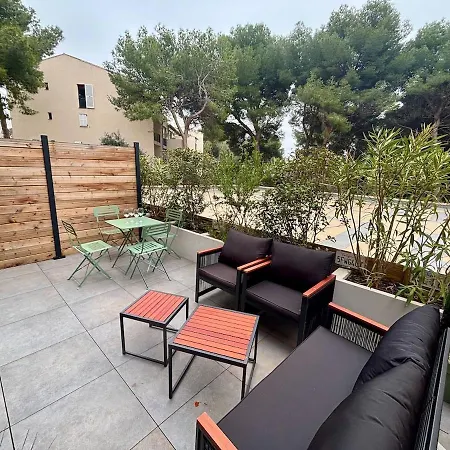 شقة T2 En Rez-de-jardin Avec Terrasse Privative, Avec Piscine Et Tennis